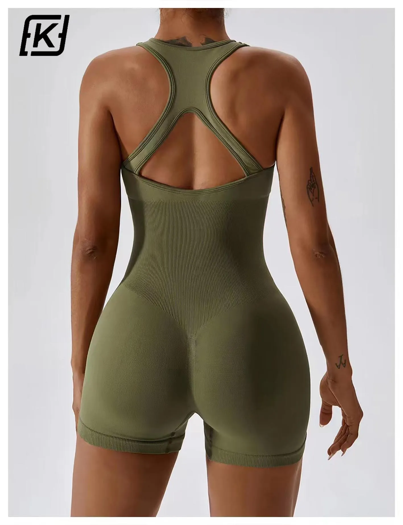 32b8f377073f2f034dcc595d836544d2_